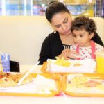 Veena Malik Instagram - Two foodies.... @iamalasadkhan #cutiepie #mydaughter #mydoll 👩‍👧😍😇 Dubai, United Arab Emirates