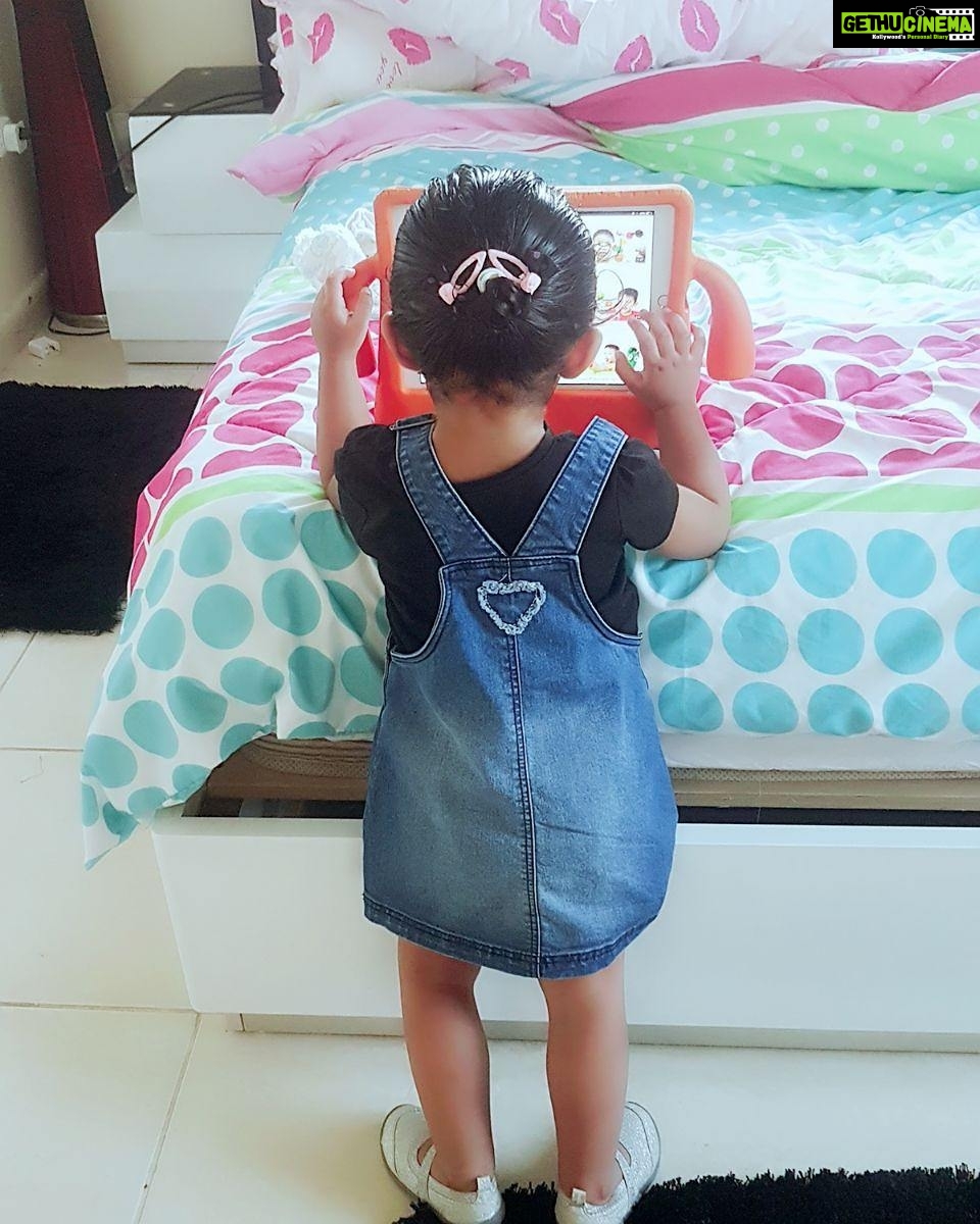 Veena Malik Instagram - Ammal' s First Ponytail.... #suchacuteone #Beautifulpeople