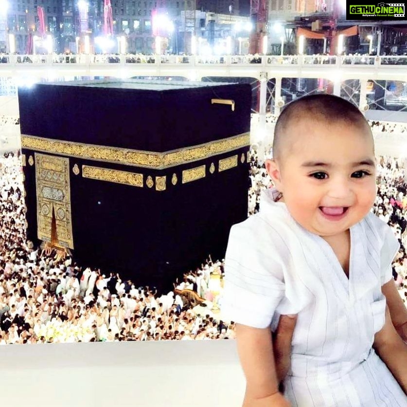 Veena Malik Instagram - #MashaAllah #AbramKhan @iabramkhan #mybelovedson #cutiepie #sweetheart #his2ndUmrah #7thmonth #smiling #enjoying #thankful #holykabbah #umrah2015 #alhamdulillahforeverything #mecca #ksa 🇸🇦🇦🇪🇵🇰😇 المسجد الحرام مكة المكرمة