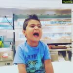 Veena Malik Instagram - #johnnyjohnyyespapa #AbramKhan @iabramkhan #addorableson #myprince #myheartbeat #havingfun #enjoyinglifetothefullest #MashaAllah #heisbig #mayAllahblesshim #ameen @veenakhanofficial #Dubai🇦🇪🇵🇰😍🤗💑👨‍👩‍👧‍👦😙 Dubai, United Arab Emirates