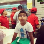 Veena Malik Instagram - When you are hungry and funny mood... 🤣🤣🤣 #MashaAllah #AbramKhan @iabramkhan #cutiepie 😚😚😚🍗🍔🍟🍸 Dubai, United Arab Emirates