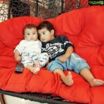 Veena Malik Instagram - #MashaAllah #ourworld #AmalKhan #AbramKhan @iabramkhan #purelove #brothersisterlove #AllahBlessThem #Lahore 😙😚👫💋❤ Lahore, Pakistan