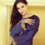Veena Malik Instagram - #mondayblues💙💙 #Shooting #Fashion #Glamworld #Lights #Camera #veenamalik Wardrobe @r.i.abyanzeelaimtiaz Make up @zarassalonofficial 📸@mateenshahphotography