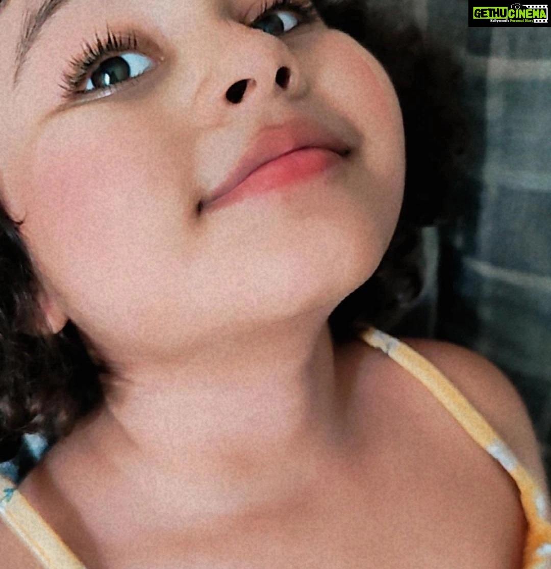 Veena Malik Instagram - #minime🎈🌹❤️ #VeenaMalik #amaleena👧