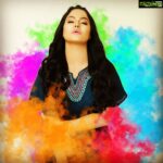 Veena Malik Instagram - love & Colors is All that i see😍🎈💄 #loveisintheair❤️ #VeenaMalik 📷 @tahseenkhanoffical @mateenshahphotography