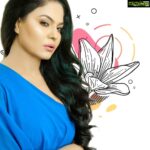 Veena Malik Instagram - The peace Now I have😌 is worth Everything I have Lost✌❤🌺 #VeenaMalik #veenamalik 📷❤🔥🙌🌹= @mateenshahphotography @tahseenkhanoffical #📷💖😍