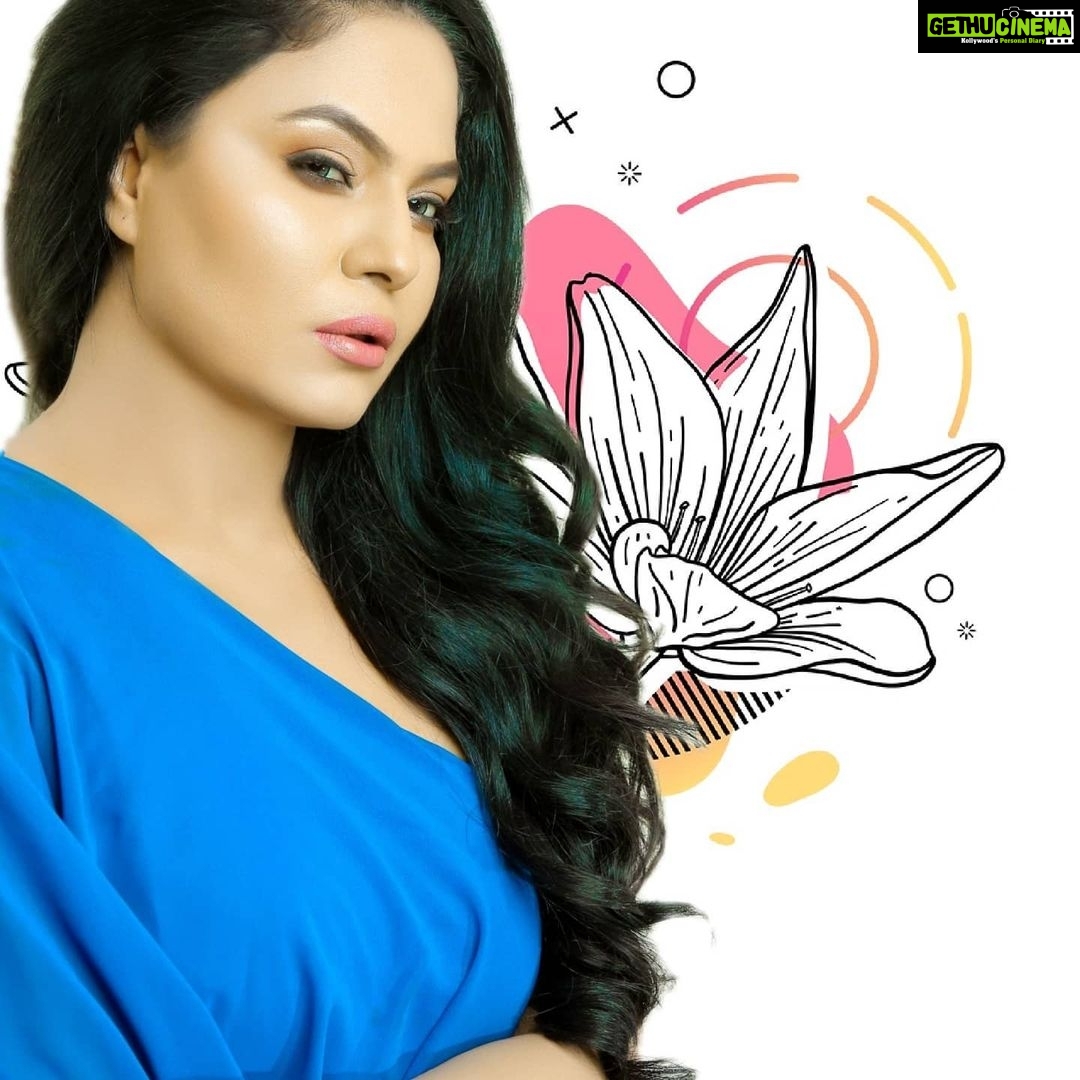 Veena Malik Instagram - The peace Now I haveπ is worth Everything I have Lostββ€πΊ #VeenaMalik #veenamalik π·β€π₯ππΉ= @mateenshahphotography @tahseenkhanoffical #π·ππ