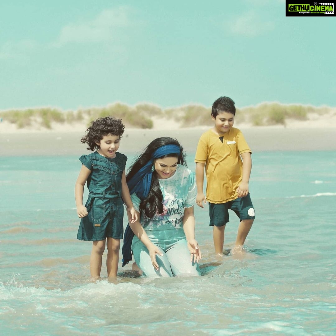 Veena Malik Instagram - #veenamalikkids #VeenaMalik #❤️❤️❤️❤️