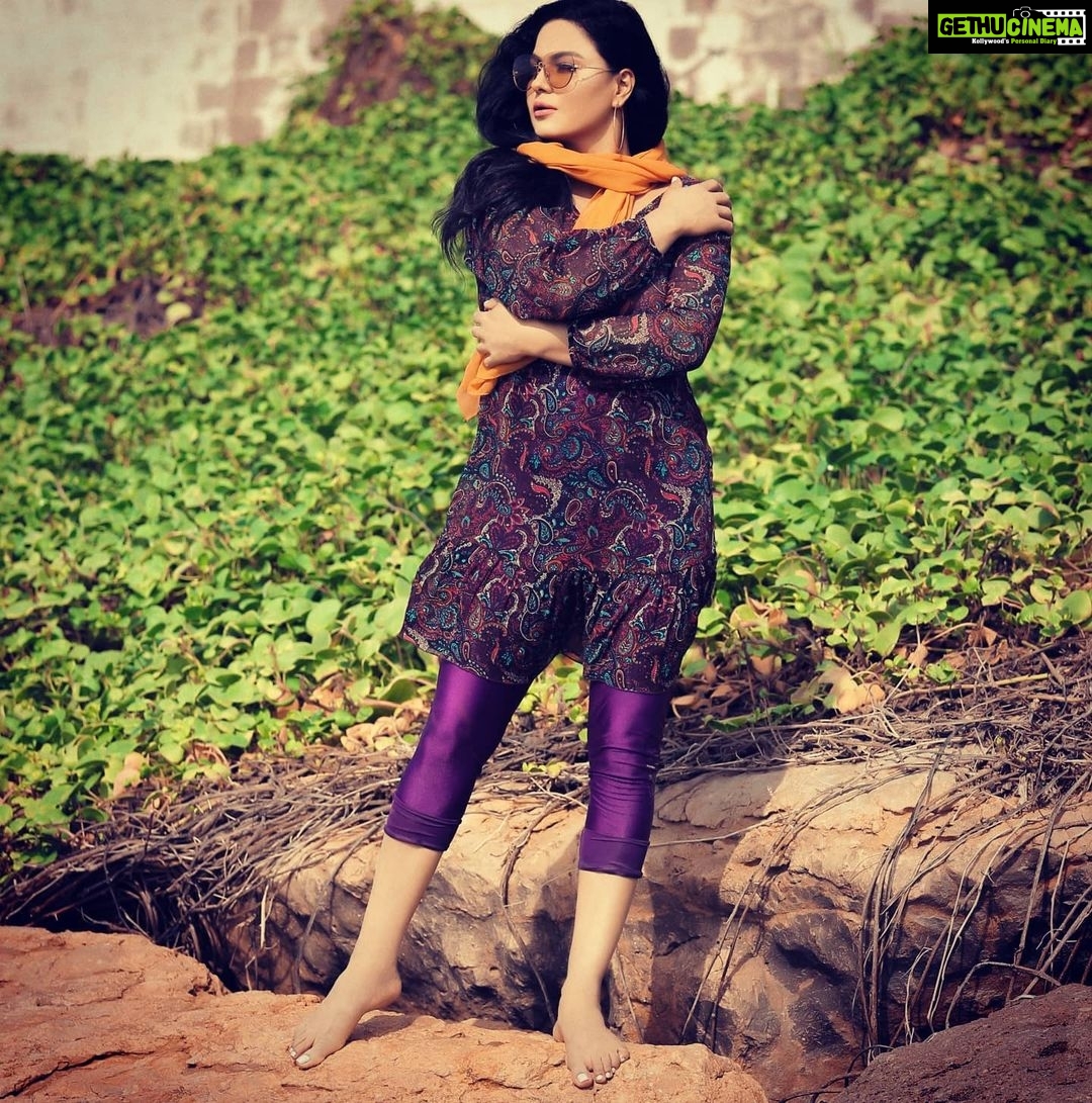 Veena Malik Instagram - The Higher we Soar...The smaller we Appear to those who can' not fly🙌 #VeenaMalik #✌❤ 📷❤🔥= @tahseenkhanoffical @mateenshahphotography #💅💄💃