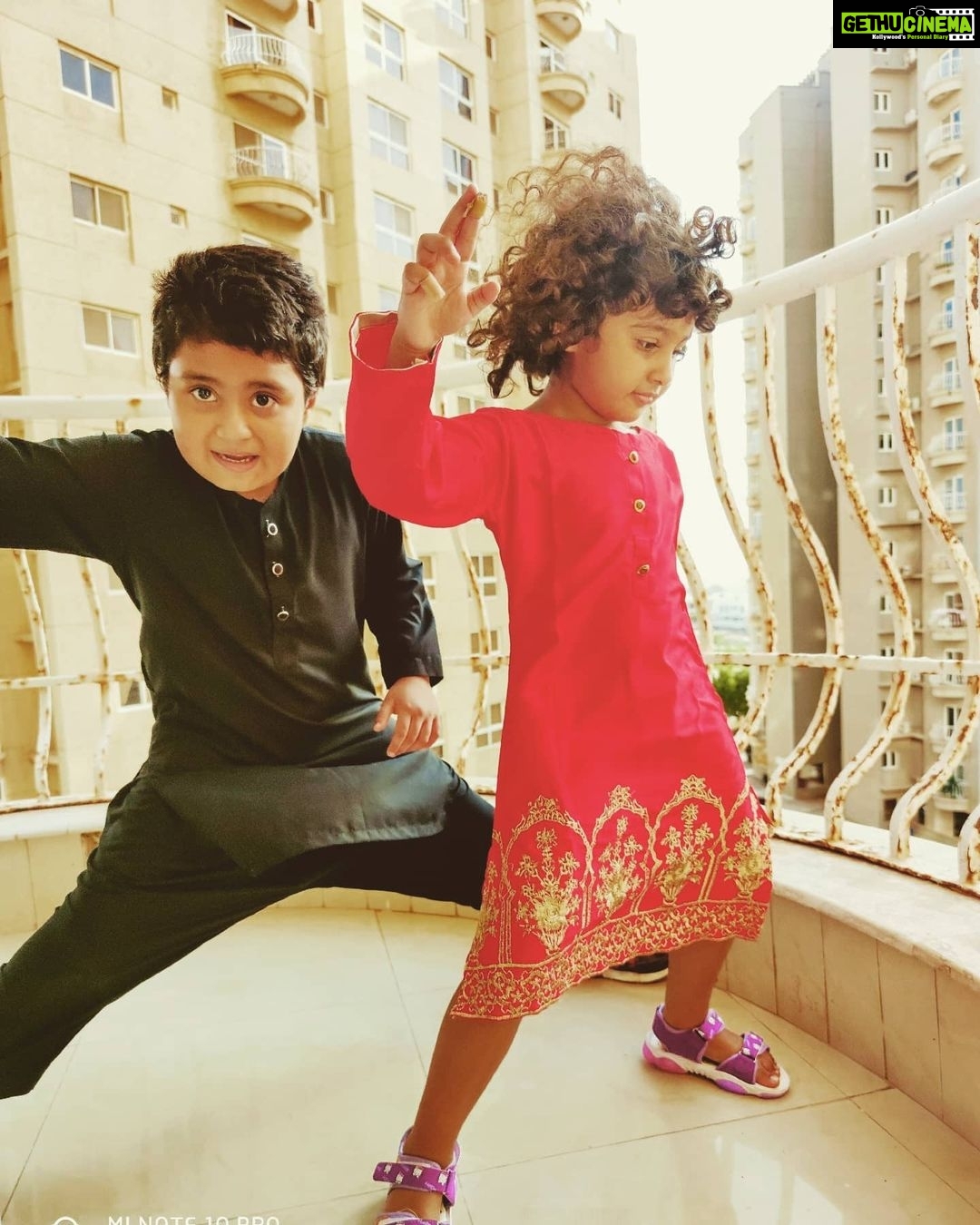 Veena Malik Instagram - #veenamalikkids #VeenaMalik #blessedbeyondmeasure #💝🎈