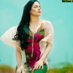 Veena Malik Instagram - The Best way to Pay for A #LovelyMoment Is #enjoy #VeenaMalik #veenamalikpakistan