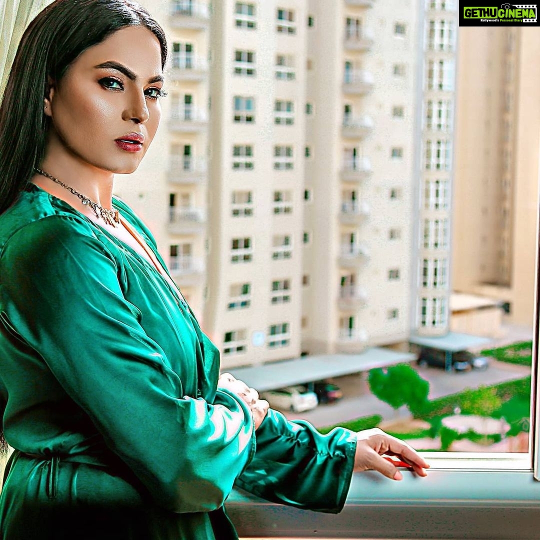 Veena Malik Instagram - woman like U...Dnt happen often๐ #veenamalikpakistan #VeenaMalik ๐ท๐ @tahseenkhanoffical @mateenshahphotography
