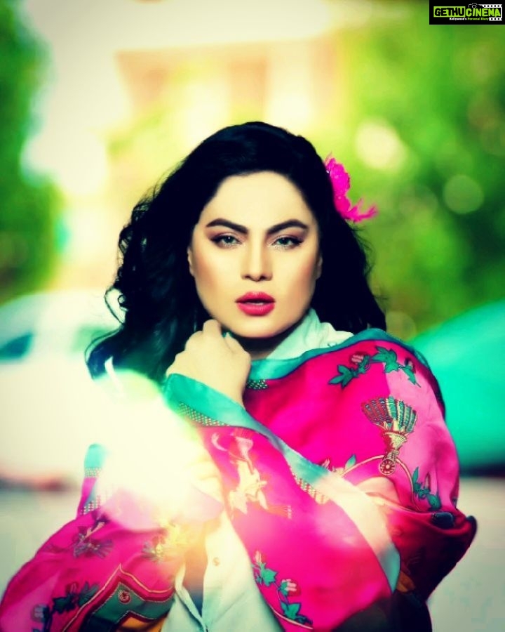 Veena Malik Instagram - #rainbow #VeenaMalik