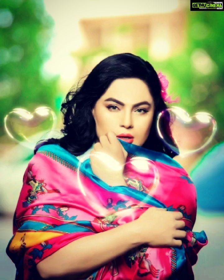 Veena Malik Instagram - #rainbow #VeenaMalik