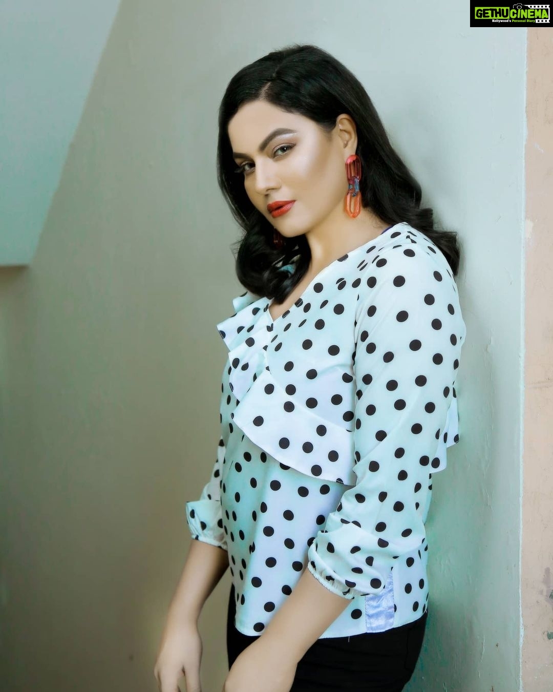 Veena Malik Instagram - #madeinheaven #VeenaMalik #♥︎