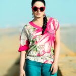 Veena Malik Instagram - Far Away From This World #💃💃💃 #veenamalik 📷credit @mateenshahphotography @tahseenkhanoffical