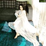 Veena Malik Instagram – #عیدمبارک🌹🌹🌹 #وینا_ملک