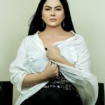 Veena Malik Instagram – #veenamalik #classispermanent #💫❤