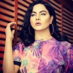 Veena Malik Instagram - Be Fearlessly Authentic #alwaysbeautiful @mateenshahphotography #🌹🌸🌷💐 ❤🌹 @tahseenkhanoffical #beauty #brain #loveyourself #styleicon #diva #haircut #hairstyles #beautyofpakistan #🌷👄💄❤️😍🌸 #mostbeautifulwoman #lovemyself