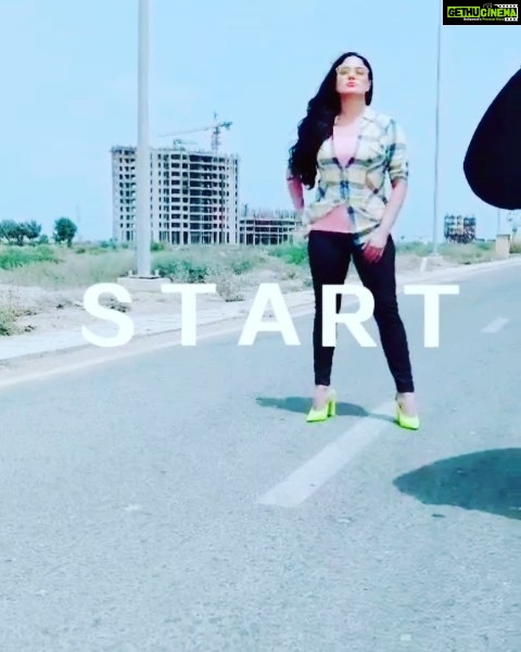 Veena Malik Instagram - i promise i will b myself again soonπ₯ #π₯π₯π₯π₯π₯π₯π₯π₯π₯π₯π₯π₯π₯π₯ #ββ€ #thisaintnojoke #πππΉ