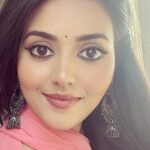 Vidhya Instagram - At yesterday’s shoot🌸