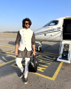 Vijay Deverakonda Instagram - Catching planes. 
Catching naps.