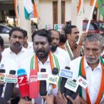 Vijay Vasanth Instagram – பொதுத்துறை நிறுவனங்களை தனியாருக்கு விற்கும் மத்திய அரசை கண்டித்து இன்று ஐ. என். டி. யூ. சி, எஸ். ஆர். இ. எஸ், என். எஃப். ஐ. ஆர் தொழிற் சங்கங்கள் சார்பில் நாகர்கோவில் ரயில் நிலையம் முன் நடைபெற்ற கண்டன ஆர்ப்பாட்டத்தில் கலந்து கொண்டேன். Nagercoil