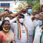 Vijay Vasanth Instagram - 75வது சுதந்திர தினத்தை முன்னிட்டு இன்று குமரி மாவட்டத்தில் நடைபெற்ற பல்வேறு சுதந்திர தின நிகழ்ச்சிகளில் மாவட்ட காங்கிரஸ் கட்சி சார்பில் தலைவர்கள் மற்றும் தொண்டர்களுடன் கலந்து கொண்டு தேசிய கொடி ஏற்றி, தலைவர்கள் சிலைக்கு மாலை அணிவித்து, இனிப்புகள் வழங்கினோம்.