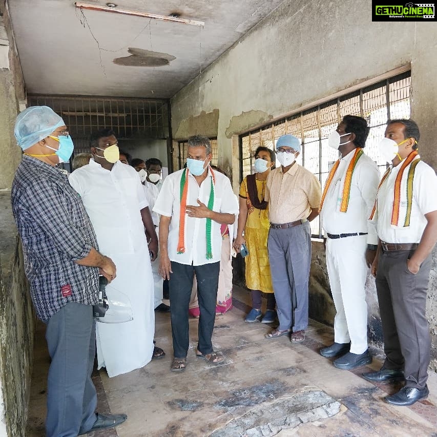 Vijay Vasanth Instagram - ஆசாரிப்பள்ளம் அரசு மருத்துவக் கல்லூரி கொரோனா சிகிச்சைப் பிரிவின் சேமிப்பு கிடங்கில் சமீபத்தில் நடந்த தீ விபத்தினால் ஏற்பட்ட சேதங்களை நேரில் சென்று ஆய்வு செய்தேன். அத்துடன் மருத்துவமனை வளாகத்தில் புதிதாக நிறுவப்பட்டு வரும் ஆக்சிஜன் தயாரிப்பு சாலையையும் பார்வையிட்டேன். Kanyakumari, India