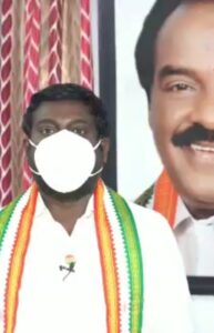 Vijay Vasanth Instagram - அரசுடன் ஒத்துழைத்து பொறுமை மற்றும் நம்பிக்கையுடன் காத்திருப்போம். 
சிறு இன்னல்களை இன்று நாம் பொறுத்தால்
நம் இல்லங்களில் என்றுமே மகிழ்ச்சி.