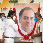 Vijay Vasanth Instagram - Paid floral tributes to Shri Rajiv Gandhi at my office and took oath against terrorism to mark the death anniversary of our great leader. The blood he spilled may never go in vain. Let's ensure that peace prevails through love. #RememberingRajivGandhi Kanyakumari, India