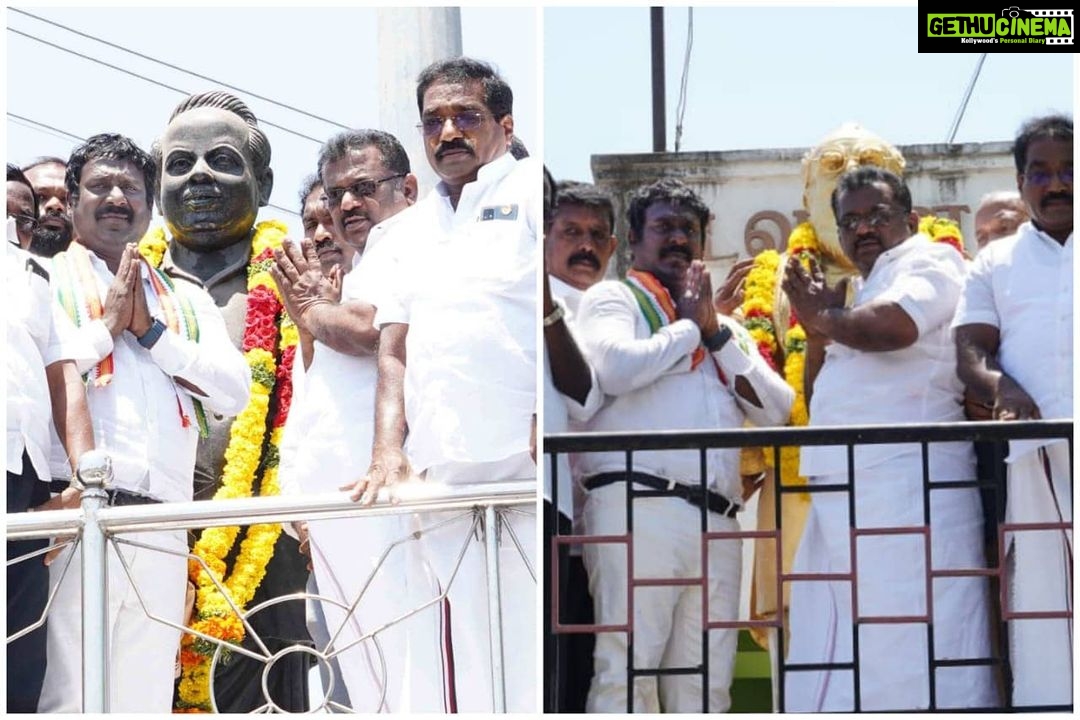 Vijay Vasanth Instagram - வடசேரியில் உள்ள அண்ணா திருஉருவச்சிலைக்கும், ஒழுகினசேரியில் உள்ள பெரியார் திருஉருவச்சிலைக்கும் மாலை அணிவித்து மரியாதை செலுத்தினேன். #INC #SoniaGandhi #RahulGhandhi #AICC #incpriyanka #KSAlagiri #dineshgrao #TNCC #kanniyakumari #vasanthakumar #இணைவோம்_ வெல்வோம் #கன்னியாகுமரி_பாராளுமன்ற_தொகுதி_இடைதேர்தல்_2021