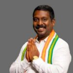 Vijay Vasanth Instagram - கன்னியாகுமரி பாரளுமன்ற இடைதேர்தலில் போட்டியிட வேட்பாளராக என்னை தேர்வு செய்த அகில இந்திய காங்கிரஸ் கமிட்டி தலைவர் அன்னை சோனியாகாந்தி, வருங்கால பாரத பிரதமர் ராகுல்காந்தி அவர்களுக்கும் தமிழ்நாடு காங்கிரஸ் கமிட்டி தலைவர் கே. எஸ். அழகிரி மற்றும் மேலிட பார்வையாளர் அனைவருக்கும் நன்றி. காங்கிரஸ் இருப்பதே பெருமை! காங்கிரஸ் வளர்ப்பதே கடமை!! #TNCC #INC #inctamilnadu #AICC #RahulGhandhi #SoniaGandhi #incpriyanka #ksalagiri #kanniyakumari