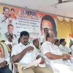 Vijay Vasanth Instagram – தென்காசி மாவட்டம் குத்துக்கல் வலசையில் காங்கிரஸ் சார்பில் 2021 சட்டமன்ற தேர்தல் தொடர்பான  கலந்தாய்வு கூட்டம் மாவட்ட தலைவர் பழனி நாடார் தலைமையில் நடைபெற்றது. இந்நிகழ்ச்சியில் சிறப்பு அழைப்பாளராக  தமிழ்நாடு காங்கிரஸ் கமிட்டி மாநில தலைவர் கே. எஸ். அழகிரி  கலந்து கொண்டு சட்டமன்ற தேர்தல் குறித்து ஆலோசனைகள் வழங்கி பேசினார். இந்த கூட்டத்தில்  அகில இந்திய காங்கிரஸ் கமிட்டி செயலாளர் ஸ்ரீவல்லபிரசாத், முன்னாள் மத்திய அமைச்சர் தனுஷ்கோடி ஆதித்தன், முன்னாள் பாராளுமன்ற உறுப்பினர் ராமசுப்பு,  காங்கிரஸ் கட்சி சட்டமன்ற தலைவர் ராம்சாமி, பொதுச் செயலாளர் ஆலங்குளம் எம்.எஸ். காமராஜ் உட்பட பலர் கலந்து கொண்ட நிகழ்ச்சியில் கலந்து கொண்டேன். @iamsoniagandhi @incindia
@rahulgandhi @dineshgrao @inctamilnadu @alagiriks Tenkasi