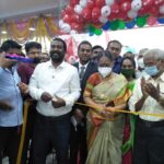 Vijay Vasanth Instagram - Im pleased to announce that from the house of @vasanthandco_in we have opened our new showroom in Avadi today which was inaugurated by my mom. #fordad @hvasanthakumar