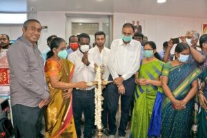 Vijay Vasanth Instagram - From the house of @vasanthandco_in we are ecstatic to announce our new and 90th showroom inaugurated by my mom today for the people of Arupukkotai. #ForDad @hvasanthakumar