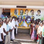 Vijay Vasanth Instagram - தமிழகத்தின் முதல் பெண் அமைச்சர் திருமதி லூர்தம்மாள் சைமன் அவர்களின் பிறந்தநாள் மற்றும் கவிமணி தேசிய விநாயகம் பிள்ளை அவர்களின் நினைவு தினத்தை முன்னிட்டு எமது அலுவலகத்தில் இவர்கள் திருவுருவ படத்திற்கு காங்கிரஸ் தலைவர்கள் மற்றும் தொண்டர்களுடன் மாலை அணிவித்து மரியாதை செலுத்தினேன். Nagercoil