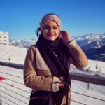 Vishakha Singh Instagram – Carpedium! Seized the weekend!! Made a quick getaway to Zurich! And then to the Queen of Mountains – Rigi Kulm. It was -1°C , cold and windy. We were ill equipped for any adventure but the spectacular view made up for the shivers ! 
Managed to pose as well 😀
🤩 🇨🇭 🇮🇳 🏔 ❄️ 🥶 🧳