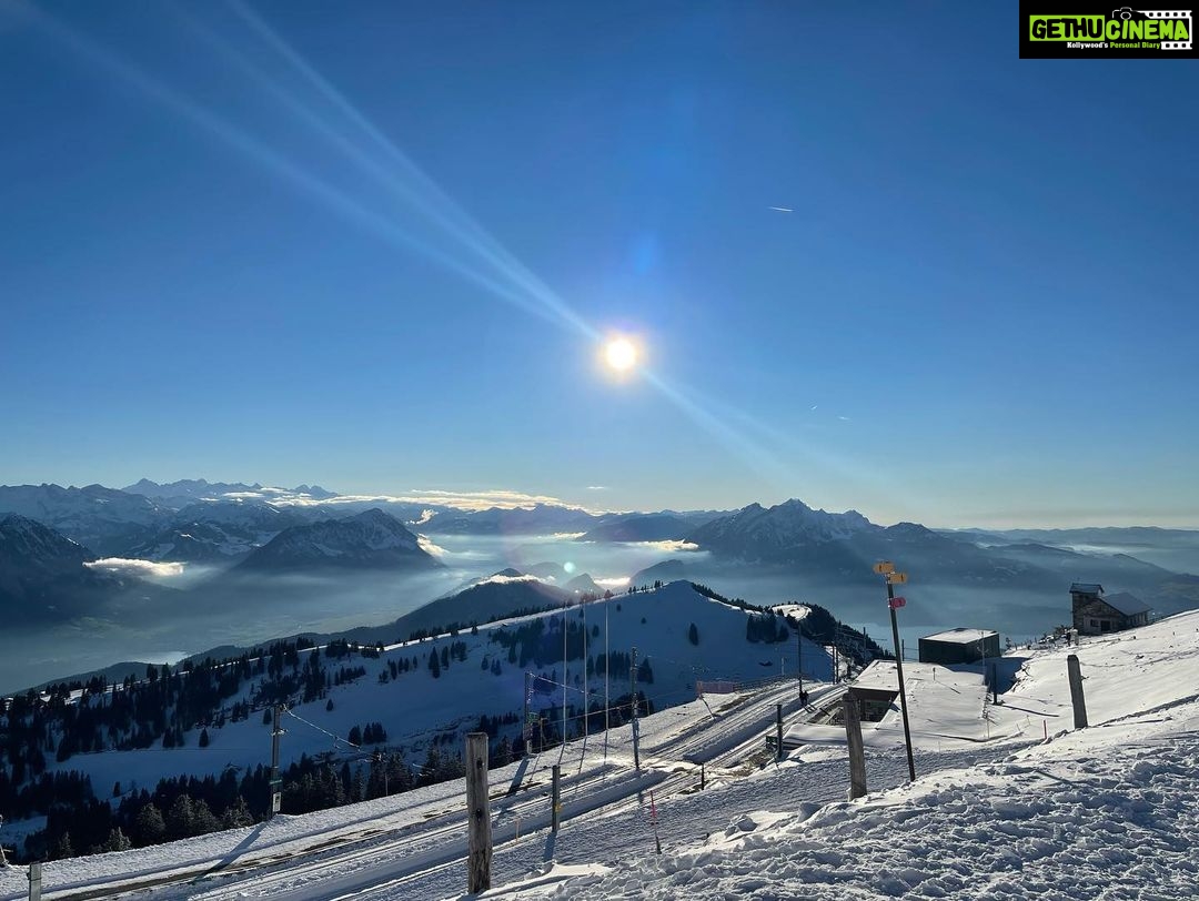 Vishakha Singh Instagram - Carpedium! Seized the weekend!! Made a quick getaway to Zurich! And then to the Queen of Mountains - Rigi Kulm. It was -1°C , cold and windy. We were ill equipped for any adventure but the spectacular view made up for the shivers ! Managed to pose as well 😀 🤩 🇨🇭 🇮🇳 🏔 ❄️ 🥶 🧳