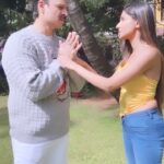 Vivek Oberoi Instagram - This Song 🥺❤️ Happy Valentines day Lovelies, hope is Valentines aapke saare gile-shikve apne apno k sath khatam hojayeee👼🏻🙏🏻 This Song is such an Evergreen song, lucky enough to do an Act with the Man himself❤️ @vivekoberoi 🥰 This song has a different fan base..🙌🏻💫