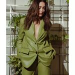 Yami Gautam Instagram – A Thursday L-O-A-D-I-N-G💚

Styling: @alliaalrufai
Styling assisted by: @shubhangini_gupta
Makeup: @krisann.figueiredo.mua
Hair: @bbhiral
Photographer: @haranish.hrf
Photography assisted by : @snedal_gracias
@aayuddhh