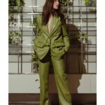 Yami Gautam Instagram - A Thursday L-O-A-D-I-N-G💚 Styling: @alliaalrufai Styling assisted by: @shubhangini_gupta Makeup: @krisann.figueiredo.mua Hair: @bbhiral Photographer: @haranish.hrf Photography assisted by : @snedal_gracias @aayuddhh