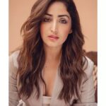 Yami Gautam Instagram – Brown-ie Points for A Thursday 💫

Outfit: @appapop 
Styling: @alliaalrufai 
@shubhangini_gupta 
@rheasstylecloset
Hair @sajzdot
Makeup @guyguia
Photographer: @haranish.hrf
Photography assisted by : @snedal_gracias
@aayuddhh