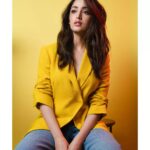 Yami Gautam Instagram - If A Thursday was a mood... Styling: @alliaalrufai Styling assisted by: @shubhangini_gupta Make up: @mitalivakil Hair: @hot.hair.balloon Photographer: @haranish.hrf Photography assisted by : @snedal_gracias @aayuddhh