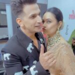 Yuvika Chaudhary Instagram – #beautiful @yuvikachaudhary #dashing @princenarula #makeup #hairstyle @jasaddy @addymakeover #celebrity #bollywood #pollywood #weddingseason #afsanakhan