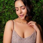 Aanchal Munjal Instagram – Just casually tryna’ steal your heart .. 🐹
Concept by @theanunarang
Shot by @niravthakkarphotography
MUA @makeupandhairbyupasana
📍@platinumcorp.in