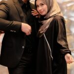 Aaron Aziz Instagram – Alhamdulilah Look classy this raya in just minutes.

Feel luxurious with our Diamanté details on our comfortable satin, just a minute to don our Lush Satin (Snood) Hijab, a little Sabr Oud By Aaron Aziz on your loved ones and you are good to go! No mask in SG, bergaya sangat! 🥰

Kaftan Jewel, the Jewel in my Life…. 💎 

www.diyanahalik.com 
Order it online or dm @diyanahalikcom 💎
🎥 @atiyahsaadon 
📷 @hazrangah 
💄@aniselysha 
Loc : @wolokualalumpur 
Oud: @aaronaziztheoud.hq 
Model Pro Bono : Suami 😝