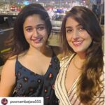 Aarti Chhabria Instagram - Impromptu evening with my dearest beautiful @poonambajwa555 ❤️❤️ Posted @withregram •With @aartichabria #eveningslikethese❤️ #connectedhearts ❤️ #belatedhappywomensday