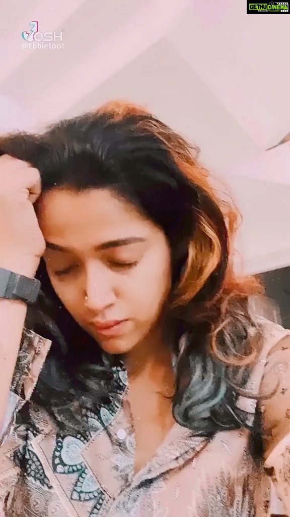 Abhirami Suresh Instagram - Nalla Vishappund 🥵 @joshapp.malayalam ♥️ . . #reelitfeelit #malayalamreels #abhiramisuresh #liveloveliberate #explorepage✨ #explore