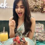 Adah Sharma Instagram – Adah Sharma is Kanoon because,,,,,?
,
,
,
#LondonTourism
#TheObviousReasonIsLambeHaathButBeCreativeIfYouHaveSomeOtherReasonsAlsoBtwJustOnScreenKanoonNoOneGetOffendedAndIfYouDoThenEatAVadaPavWithExtraTeekhaChu 🙃
, #thelonghastagsarebackactuallytheywerehereonkytheydidntgoanywhere 🙃🙃
,
,
#100YearsOfAdahSharma #adahsharma 👻 London, United Kingdom